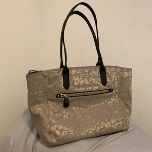 Michael Kors travel tote/day bag